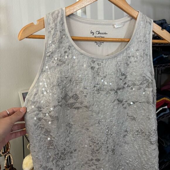 CHICOS small Silver reflective Sleeveless Top embellished holiday layering - Picture 6 of 7